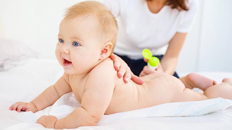 Công dụng kem trị chàm Dexeryl