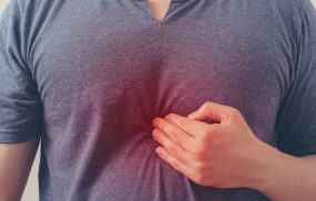 Nóng rát vùng thượng vị là bệnh gì? Làm sao khắc phục