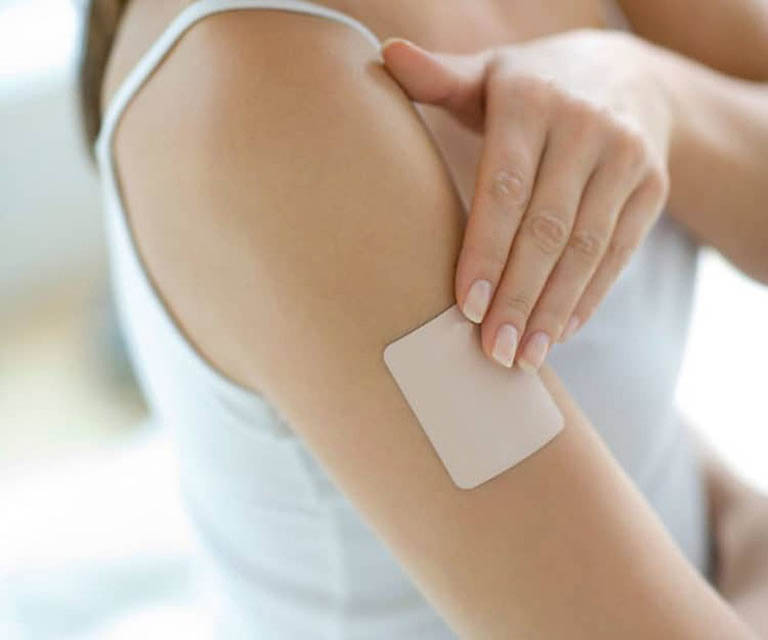 Quan hệ vào ngày không rụng trứng thì có thai không