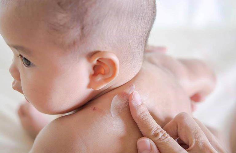 Áp dụng các biện pháp chăm sóc tại nhà