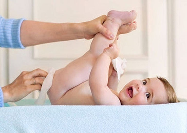 cách chữa hăm cho trẻ sơ sinh