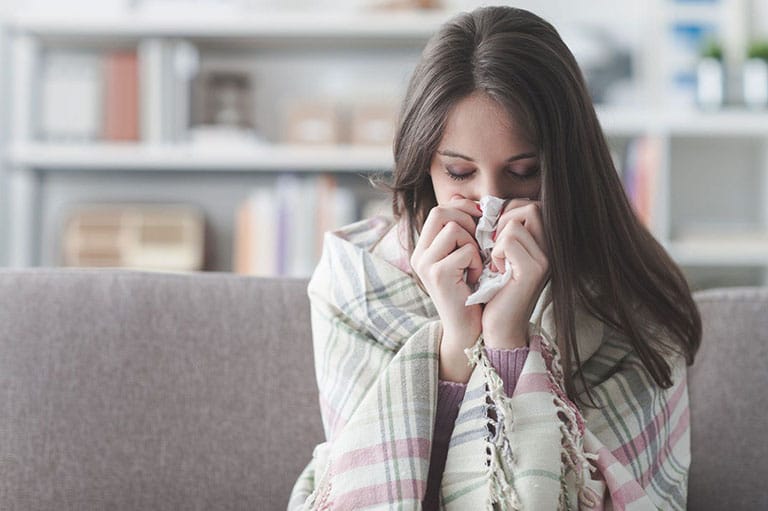 Đau họng nhức đầu mệt mỏi