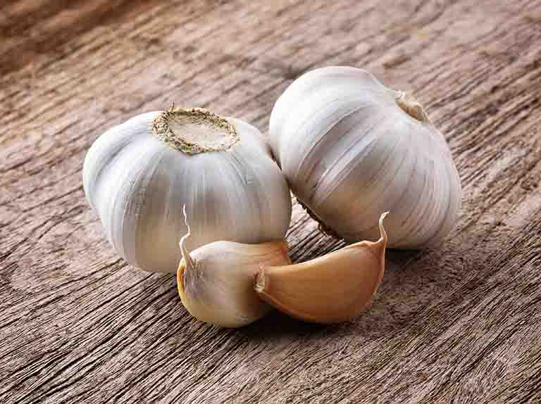 đau họng nhức đầu mệt mỏi 