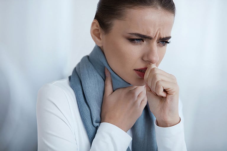 lá xương sông trị ho