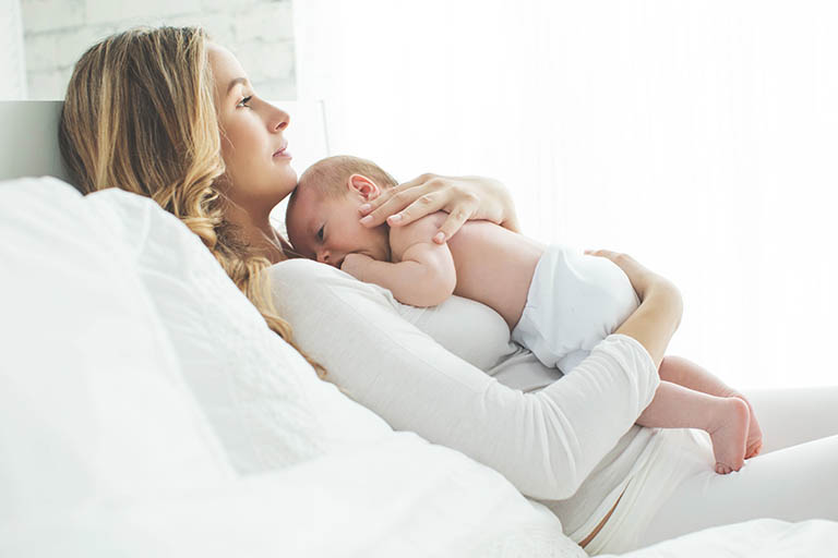 Sau sinh kinh nguyệt không đều có nguy hiểm không?
