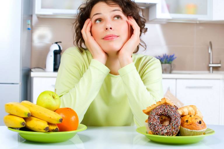 Viêm amidan hốc mủ kiêng ăn gì để tránh bệnh trở nặng?