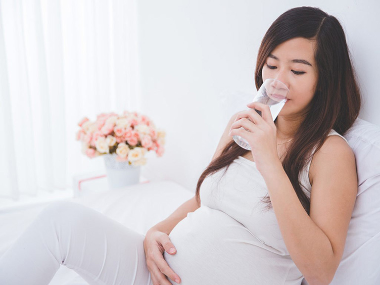 Bà bầu bị tiêu chảy