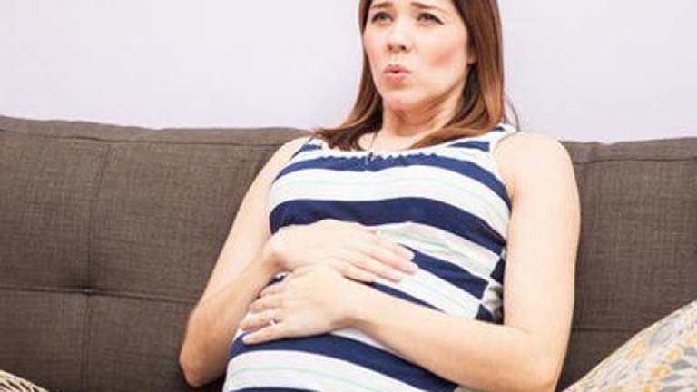 Bà bầu mệt mỏi khó thở có nguy hiểm không?