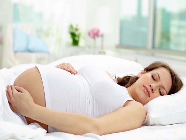 Cách khắc phục tình trạng mệt mỏi khó thở ở bà bầu