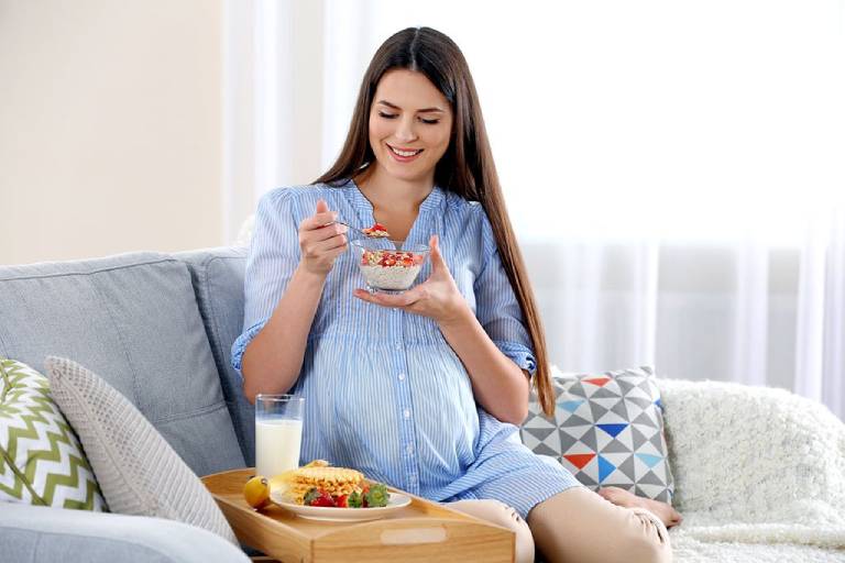 Cách xử lý đau thượng vị ở bà bầu an toàn