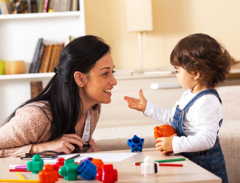 Cần làm gì khi con trong tuần khủng hoảng (Wonder Week)?