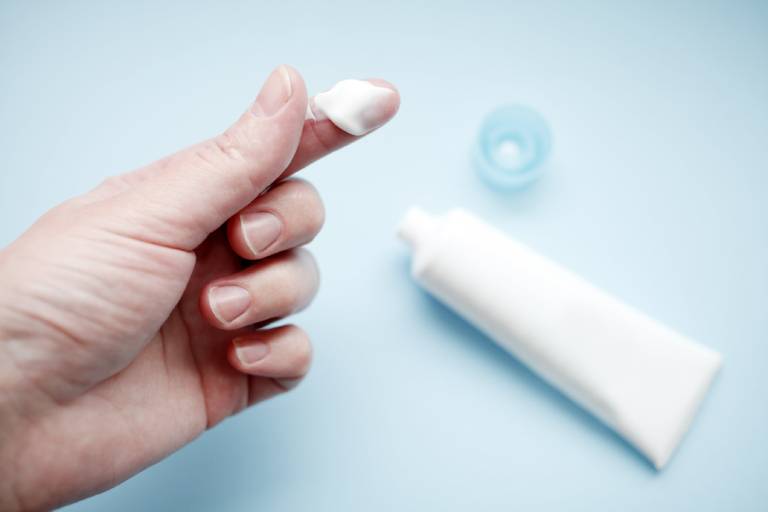 Sử dụng thuốc Tây điều trị