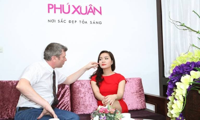 Thẩm mỹ viện Phú Xuân