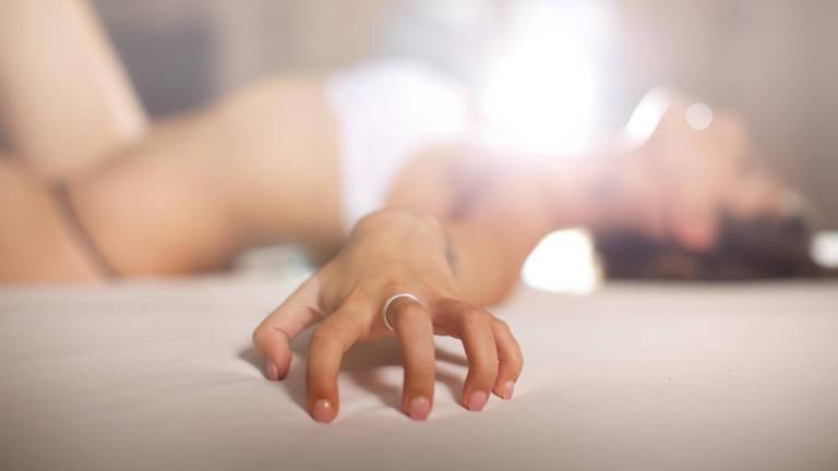 Cách tìm điểm G - Kích thích điểm G cho nàng phê tột đỉnh
