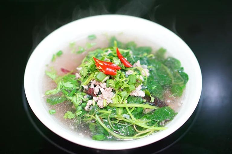 cây dền gai chữa thoái hóa cột sống
