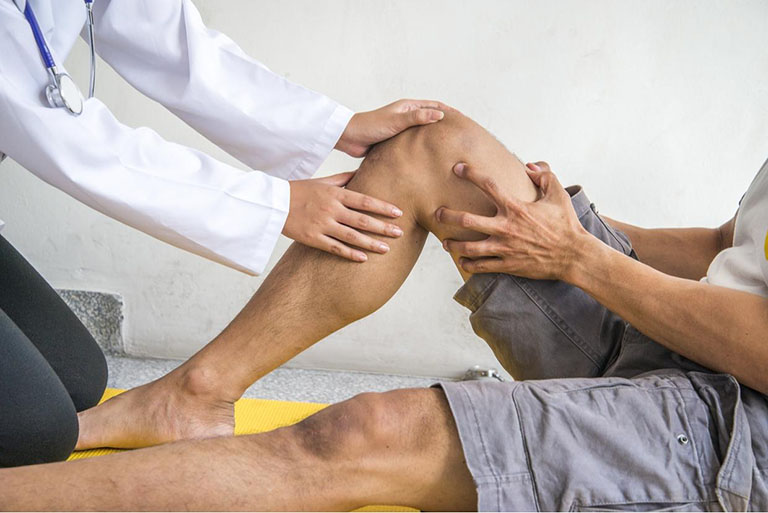 cách điều trị hẹp khe khớp gối