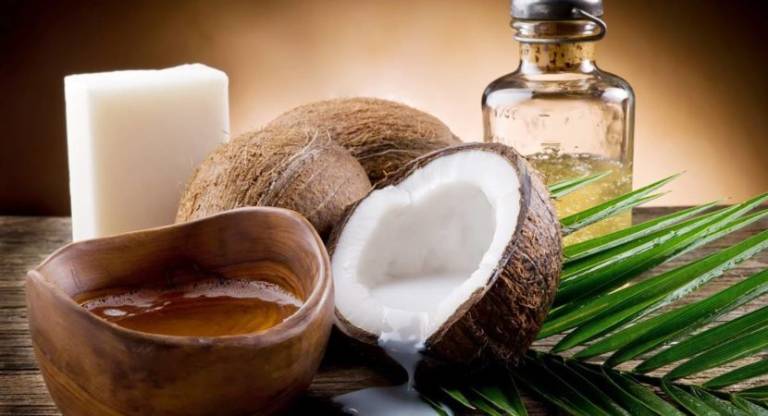 Dùng dầu dừa chữa bệnh trĩ nhẹ ở giai đoạn đầu