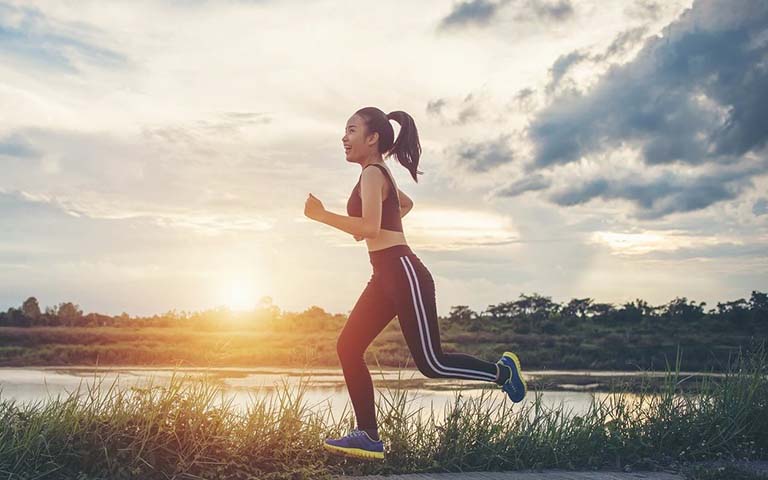Đau thần kinh tọa có nên tập thể dục