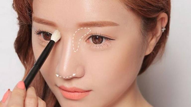 Cánh mũi to và dày làm sao để thu gọn lại cho đẹp? Trang điểm 3D