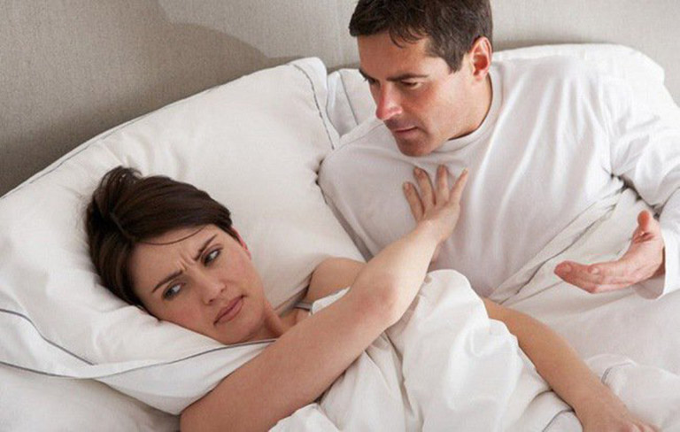 Sửa mũi có kiêng quan hệ không