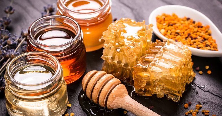 Chữa viêm họng hạt tại nhà bằng mật ong