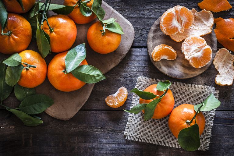 Chữa viêm họng hạt tại nhà bằng vỏ quýt