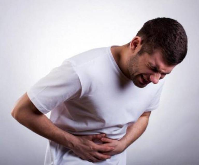 Viêm đại tràng đi ngoài ra máu là do đâu?