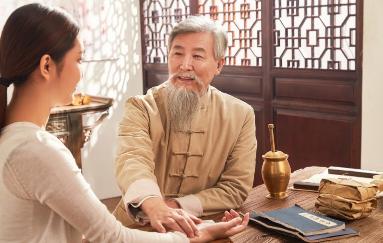 Tìm hiểu chữa bệnh chàm bằng Đông y