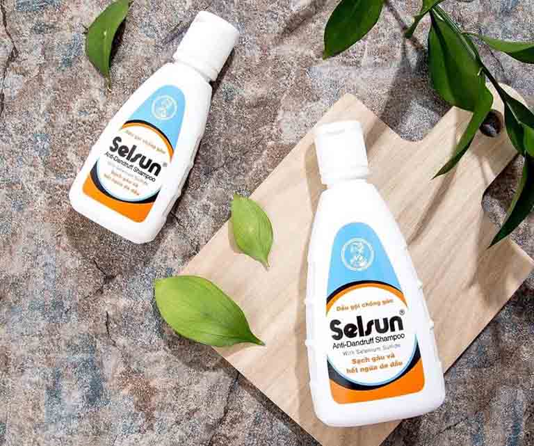 dầu gội trị vảy nến da đầu