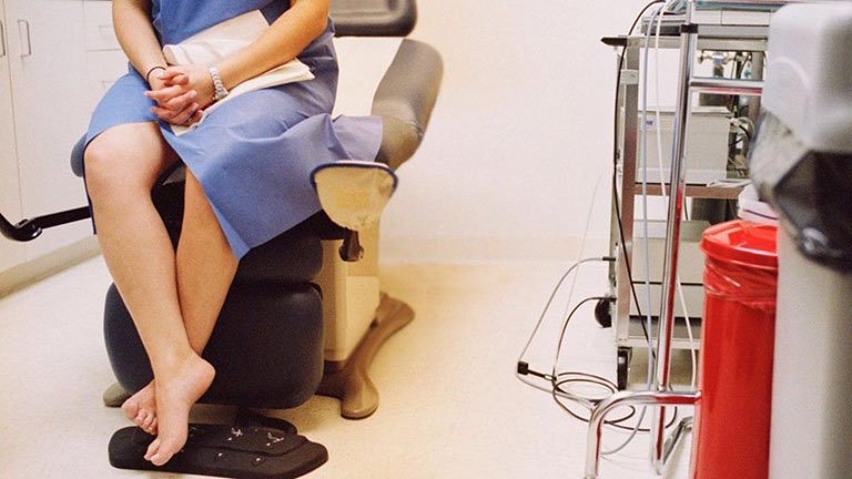 Chữa viêm lộ tuyến cổ tử cung bằng đốt điện