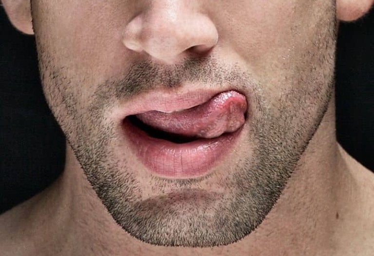 cách nhận biết đàn ông đang ham muốn