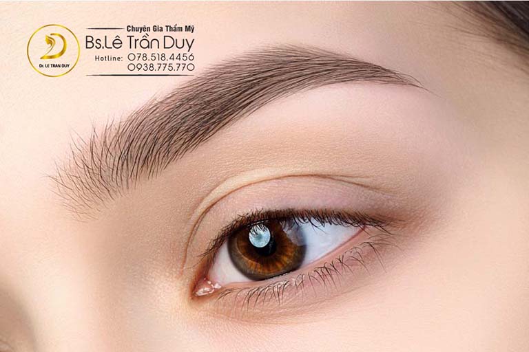 Điêu Khắc Chân Mày