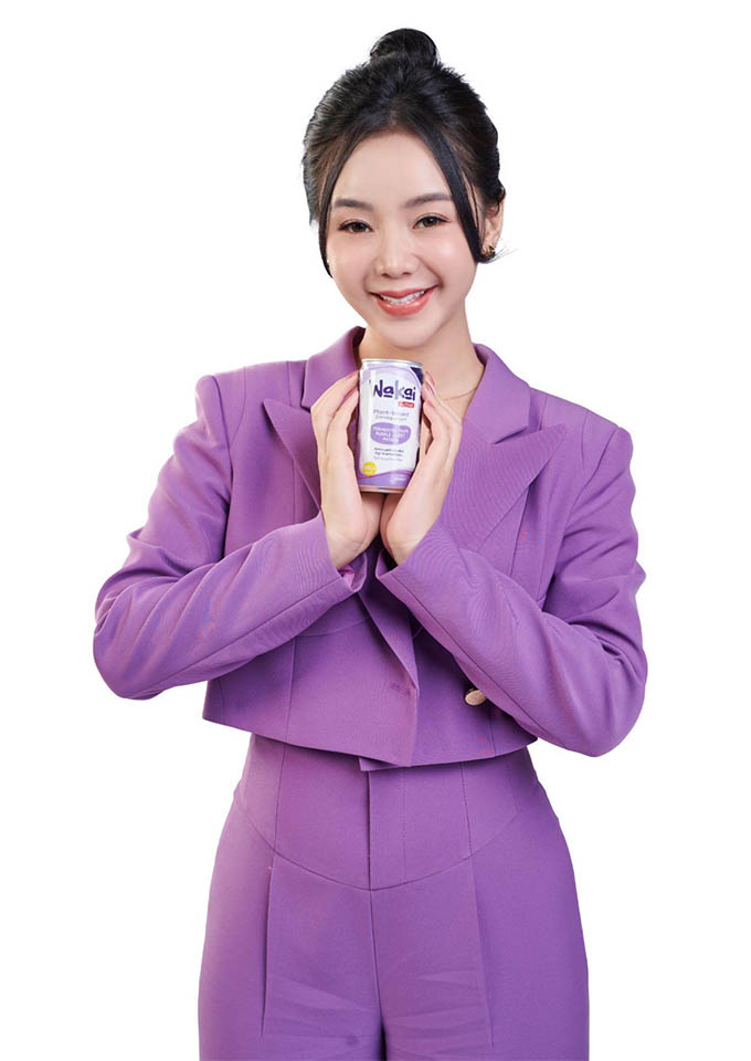 Sữa chua Wakai, diễn viên Quỳnh Cool 