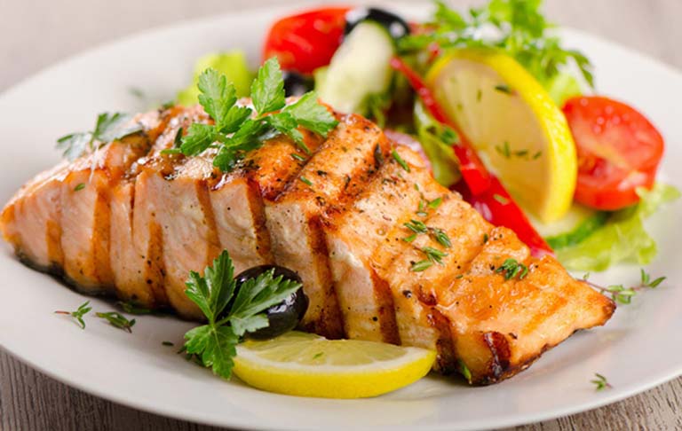 Chế độ dinh dưỡng cho trẻ tự kỷ