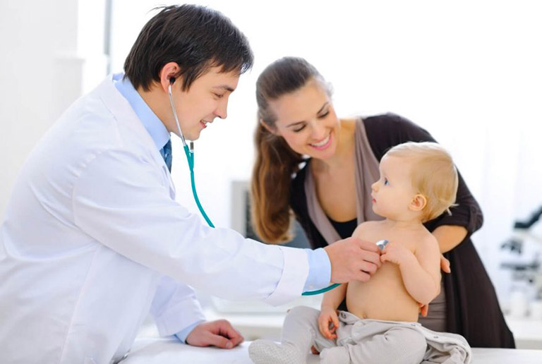 Khi nào cần cho trẻ đi khám chậm nói