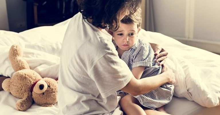 nhận biết tự kỷ qua tiếng khóc
