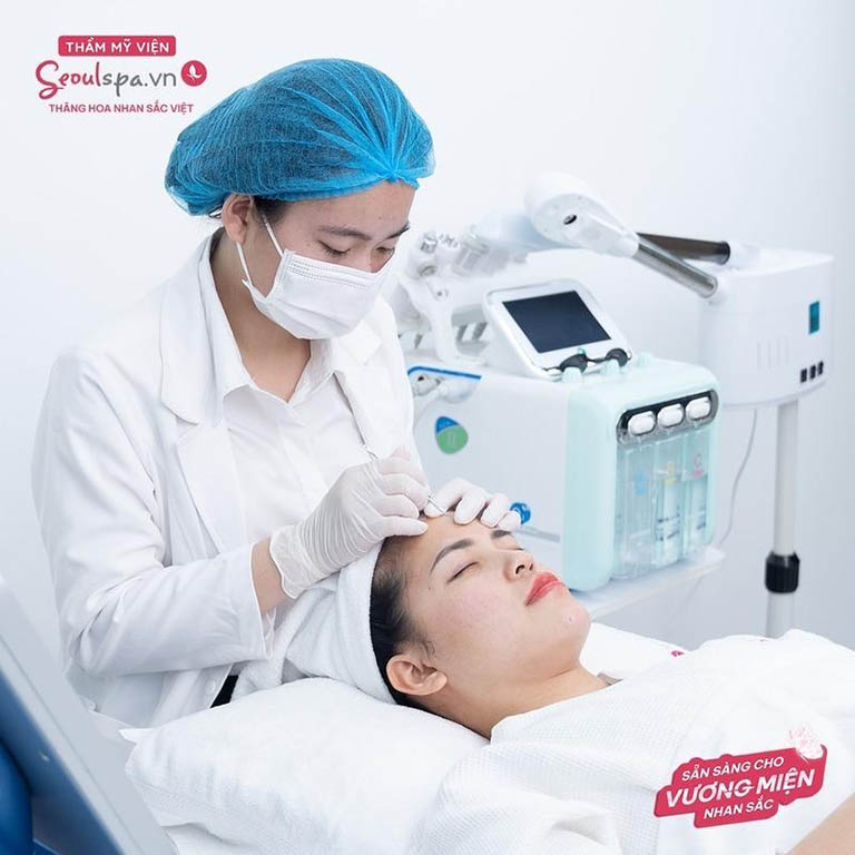 trị mụn chuẩn y khoa